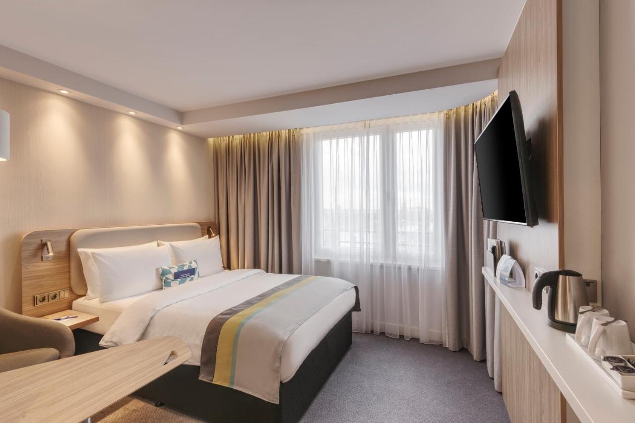 Express - Frankfurt - Westend, An Ihg 2*